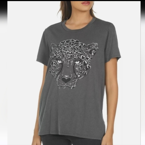 Lauren Moshi Heart Leopard tee - Picture 3 of 9